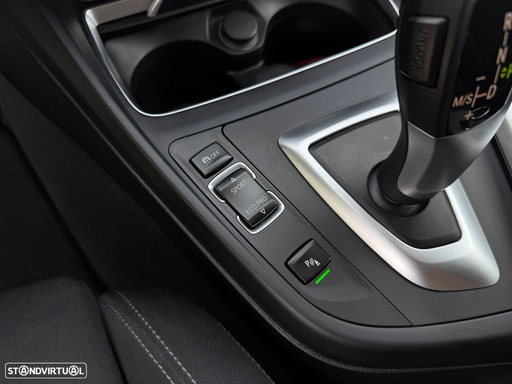 BMW 116 d Advantage Auto - 46