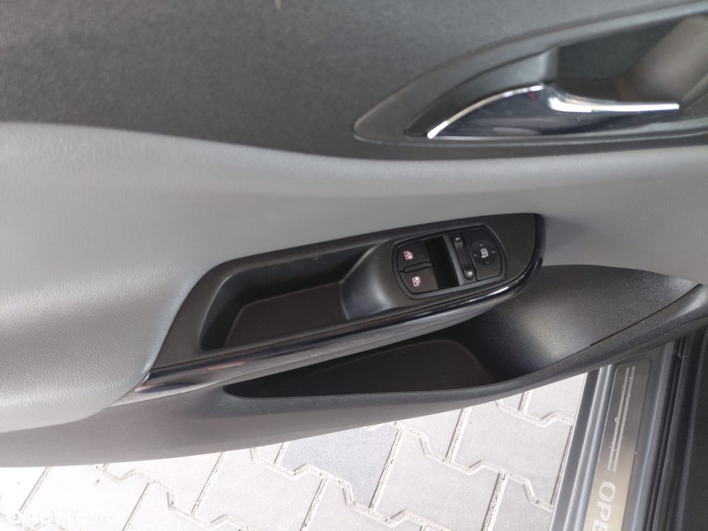 Opel Corsa 1.4 On - 18