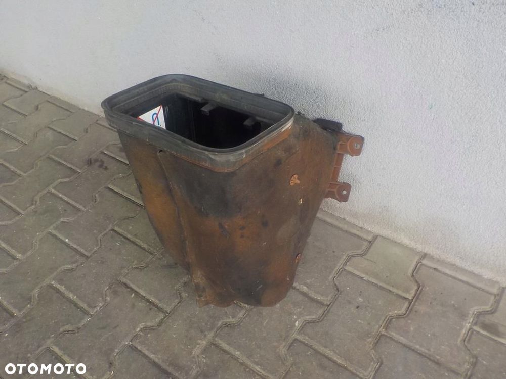 CRAFTER 2.5 TDI OBUDOWA FILTRA PYŁKOWEGO - 2
