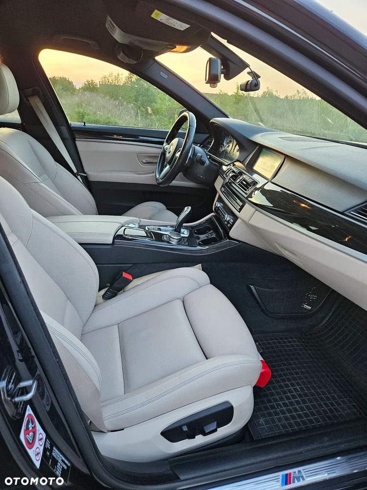BMW Seria 5 520d xDrive Sport - 25