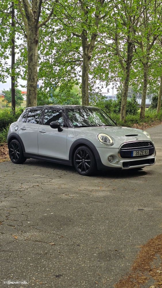 MINI 5 Portas Cooper SD - 27