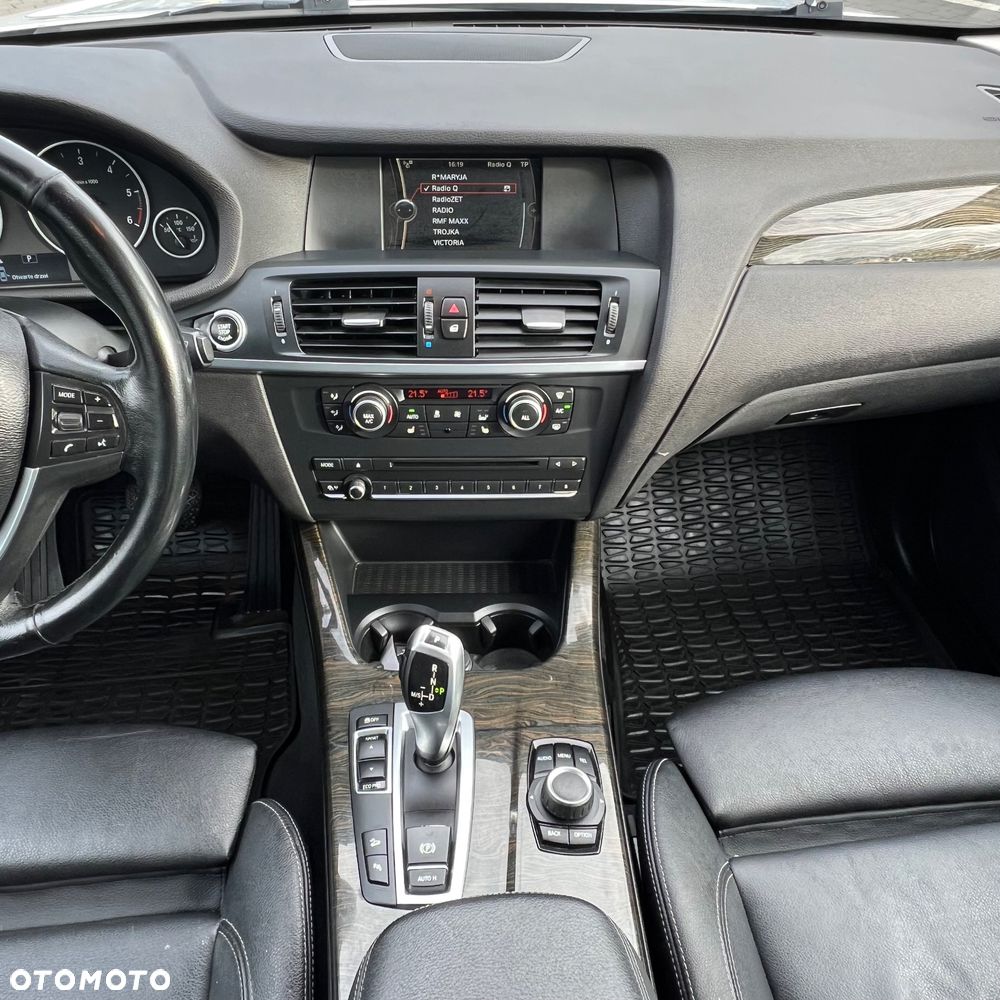 BMW X3 xDrive20d - 33