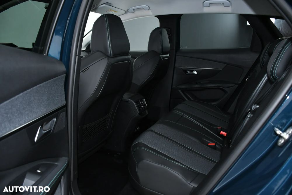 Peugeot 3008 Plug-In Hybrid 225 e-EAT8 Allure Pack - 15