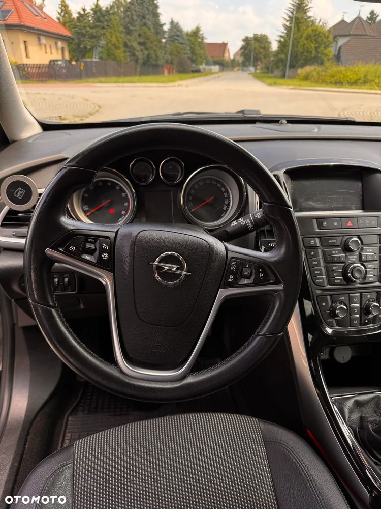 Opel Astra 1.4 Turbo - 17