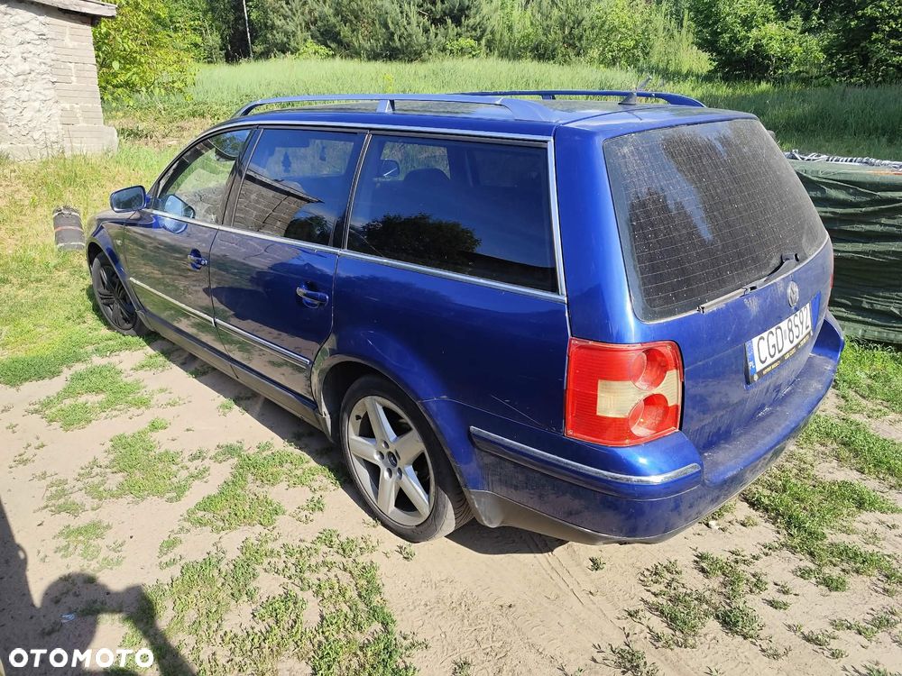 Volkswagen Passat 1.9 TDI Highline - 4