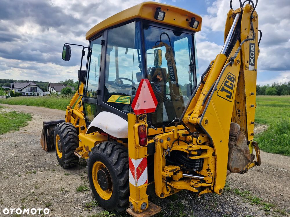 JCB 2CX - 4