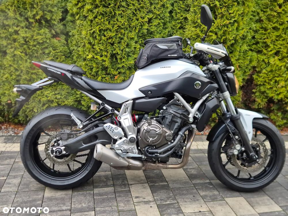 Yamaha MT - 3