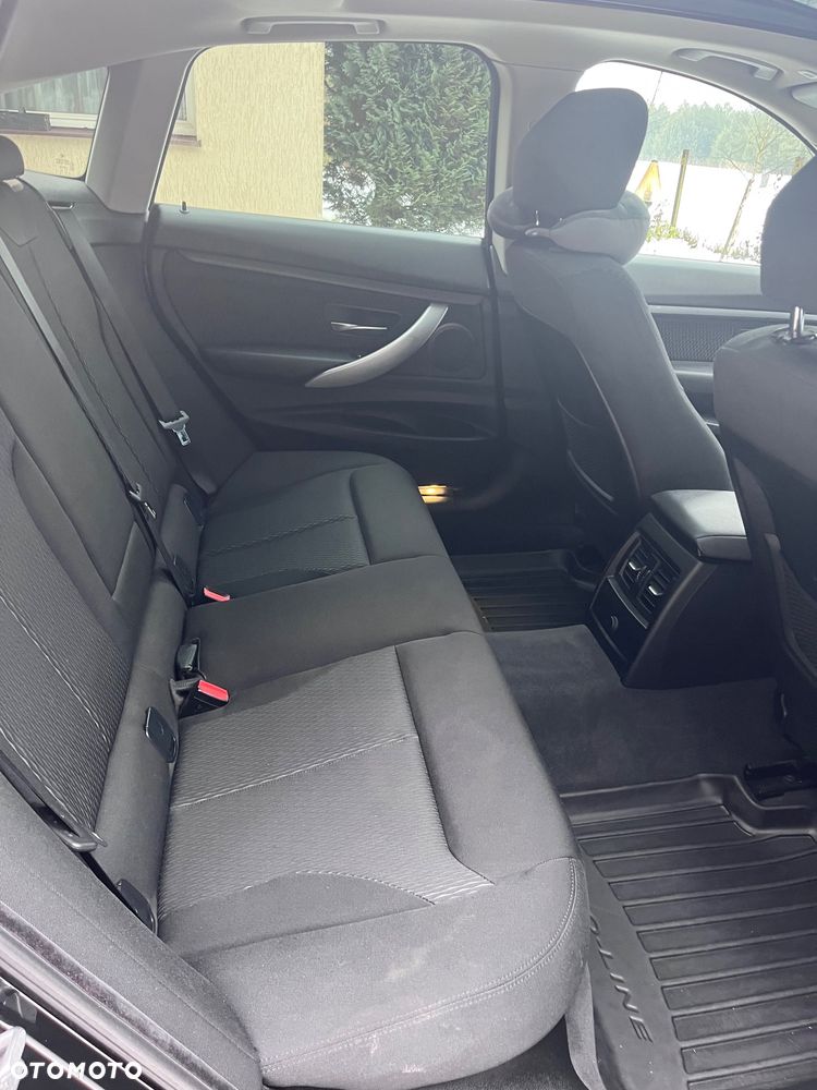 BMW 3GT 320d xDrive - 19