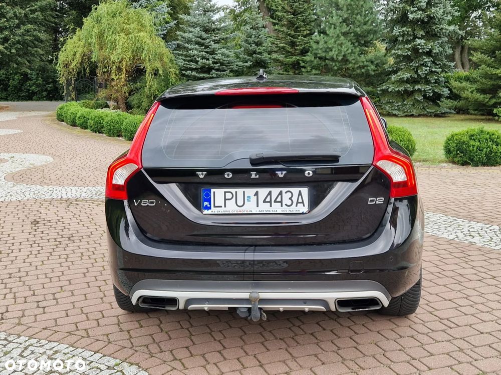 Volvo V60 D2 Momentum - 12