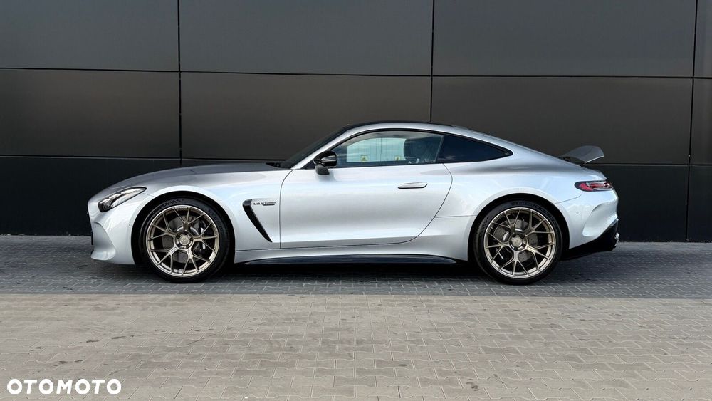 Mercedes-Benz AMG GT - 9