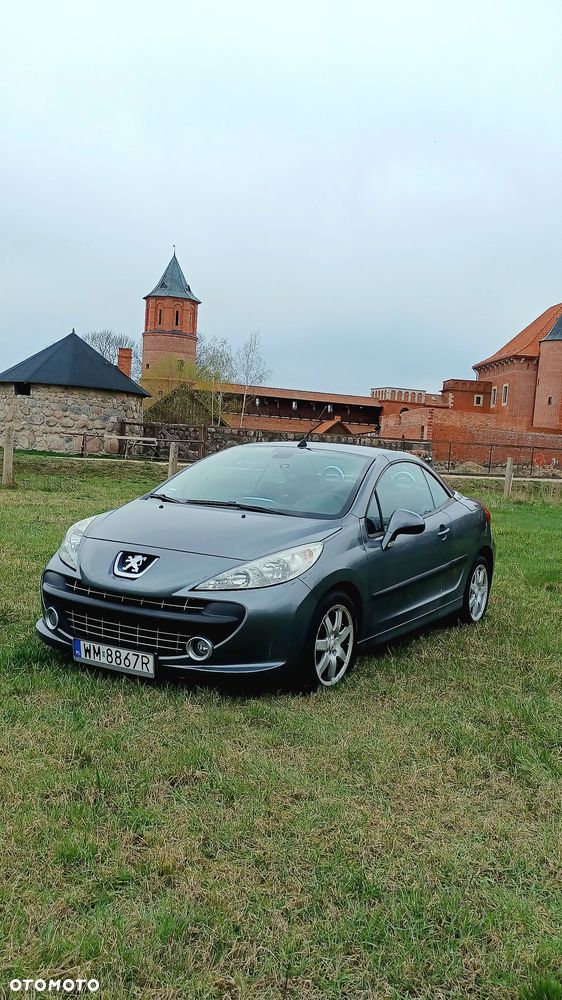 Peugeot 207 CC - 2
