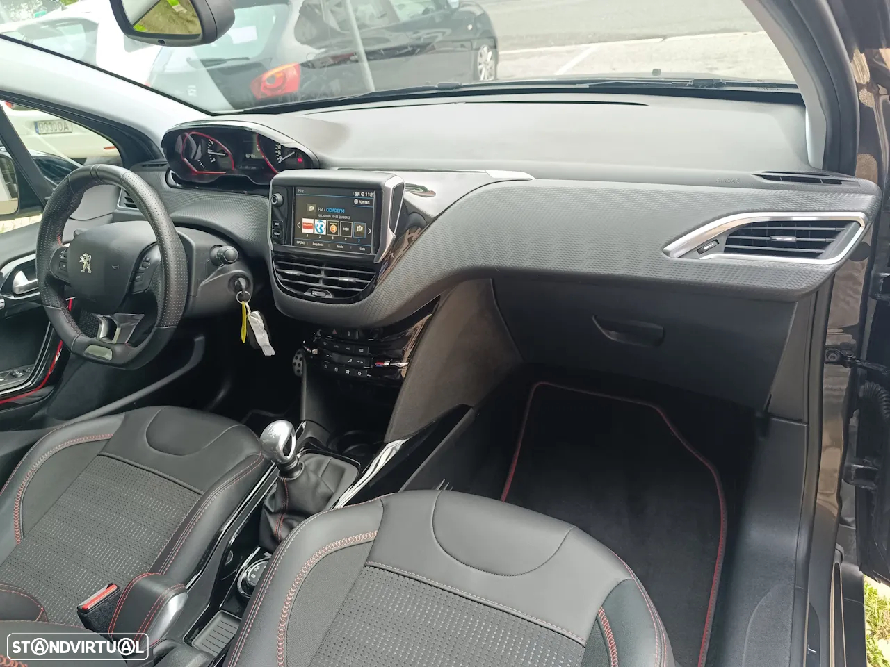 Peugeot 2008 1.2 PureTech GT Line - 20