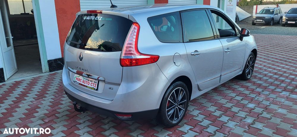 Renault Grand Scenic - 41