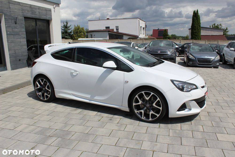 Opel Astra OPC - 11