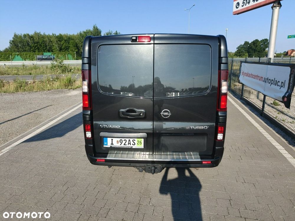 Opel Vivaro - 9