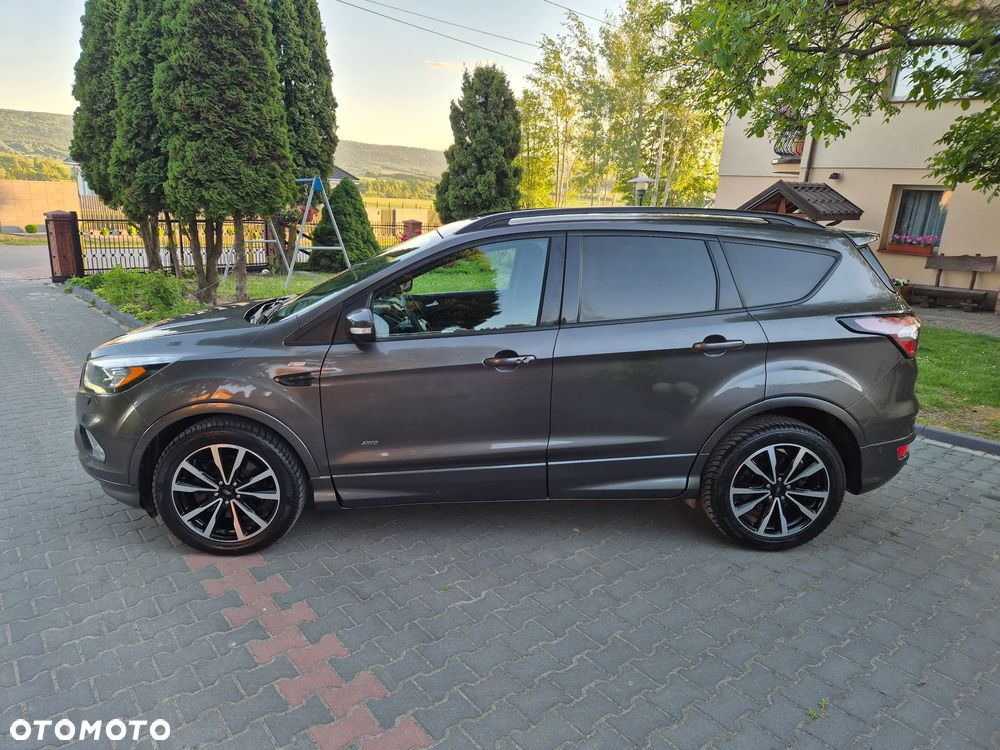 Ford Kuga 2.0 TDCi 4x4 ST-Line - 10