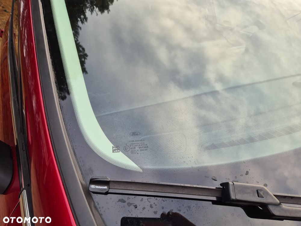 Ford Fiesta 1.0 EcoBoost Titanium - 24