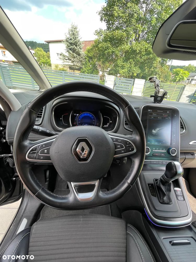 Renault Scenic 1.6 dCi Bose EDC - 9