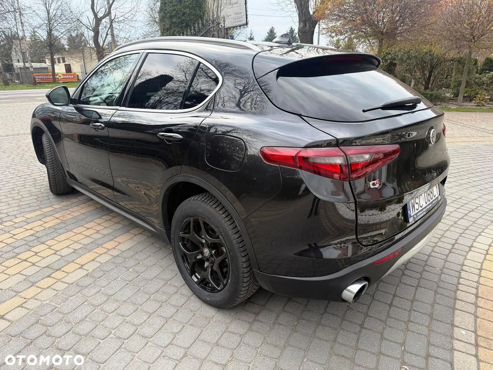 Alfa Romeo Stelvio 2.0 Turbo 16V AT8-Q4 Competizione - 14