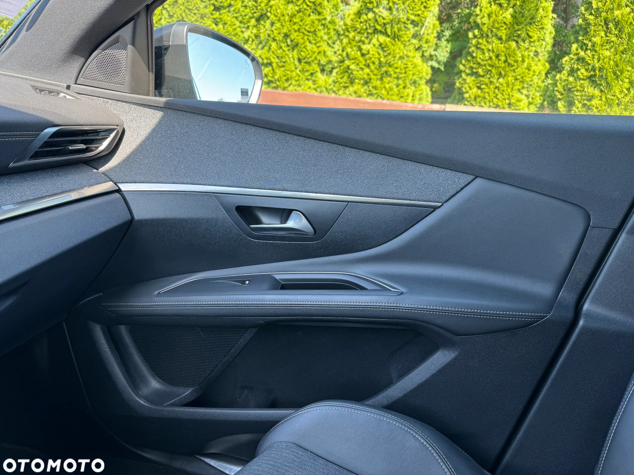 Peugeot 3008 2.0 BlueHDi GT S&S EAT8 - 26