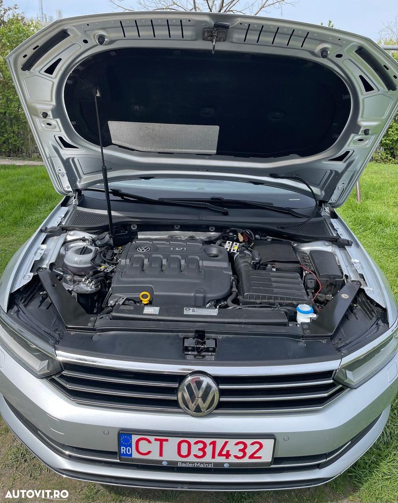 Volkswagen Passat 2.0 TDI SCR DSG (BlueM Tech) Highline - 9