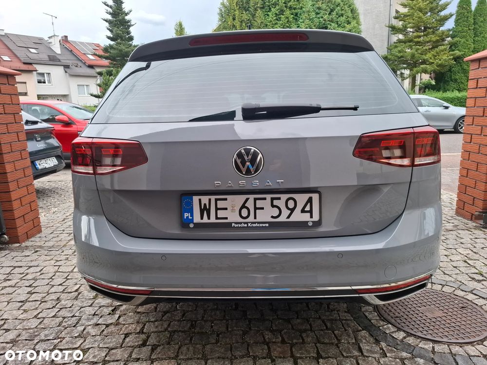 Volkswagen Passat Variant 1.5 TSI EVO Elegance DSG - 8