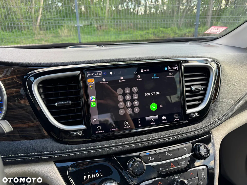 Chrysler Pacifica - 34