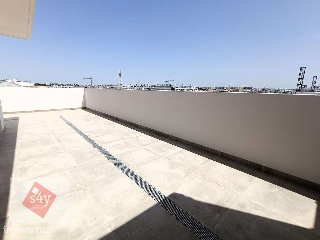 Dúplex com Terraço e Garagem Box! - Grande imagem: 5/26