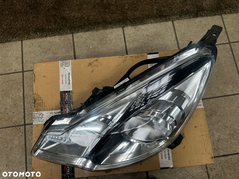 citroen c3 ii lift 10-16 ds3 10-14 lewa lampa przód 9677038280-04 - 9