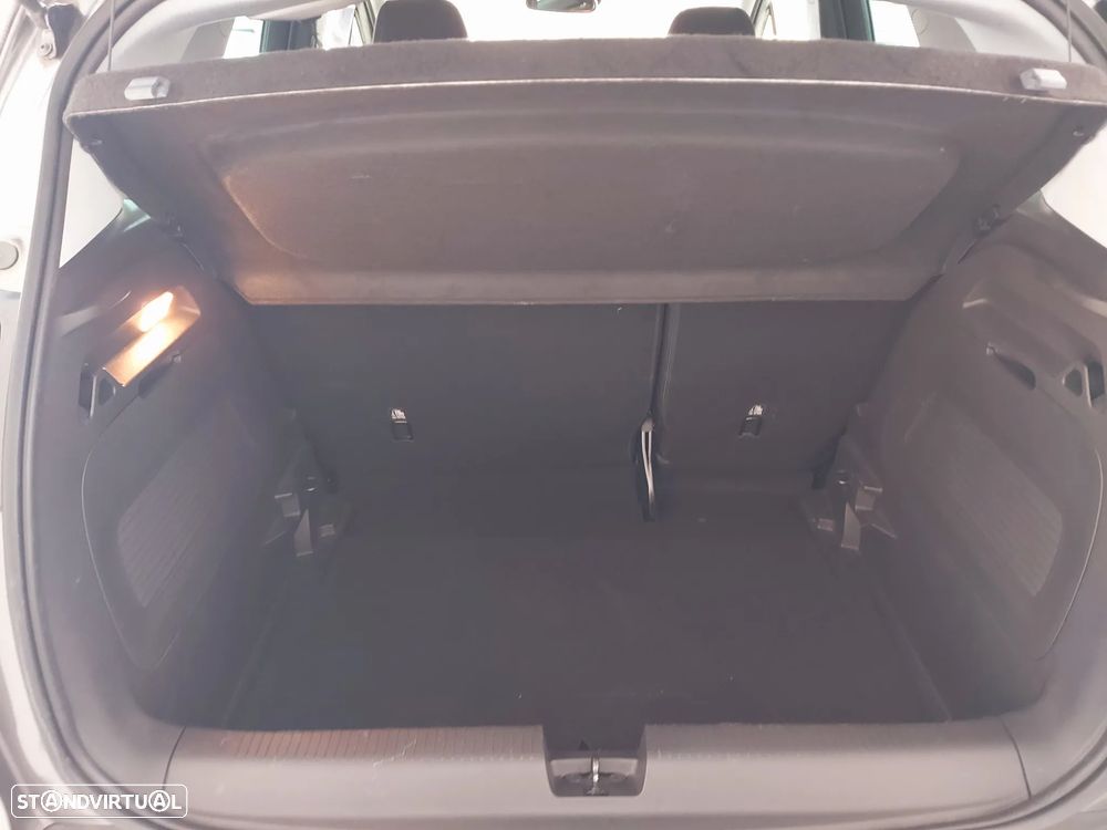 Opel Crossland X - 24