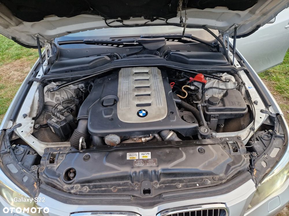 BMW Seria 5 525d - 26