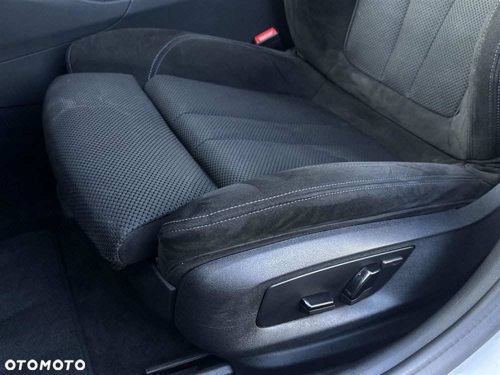 BMW Seria 5 520d xDrive - 20