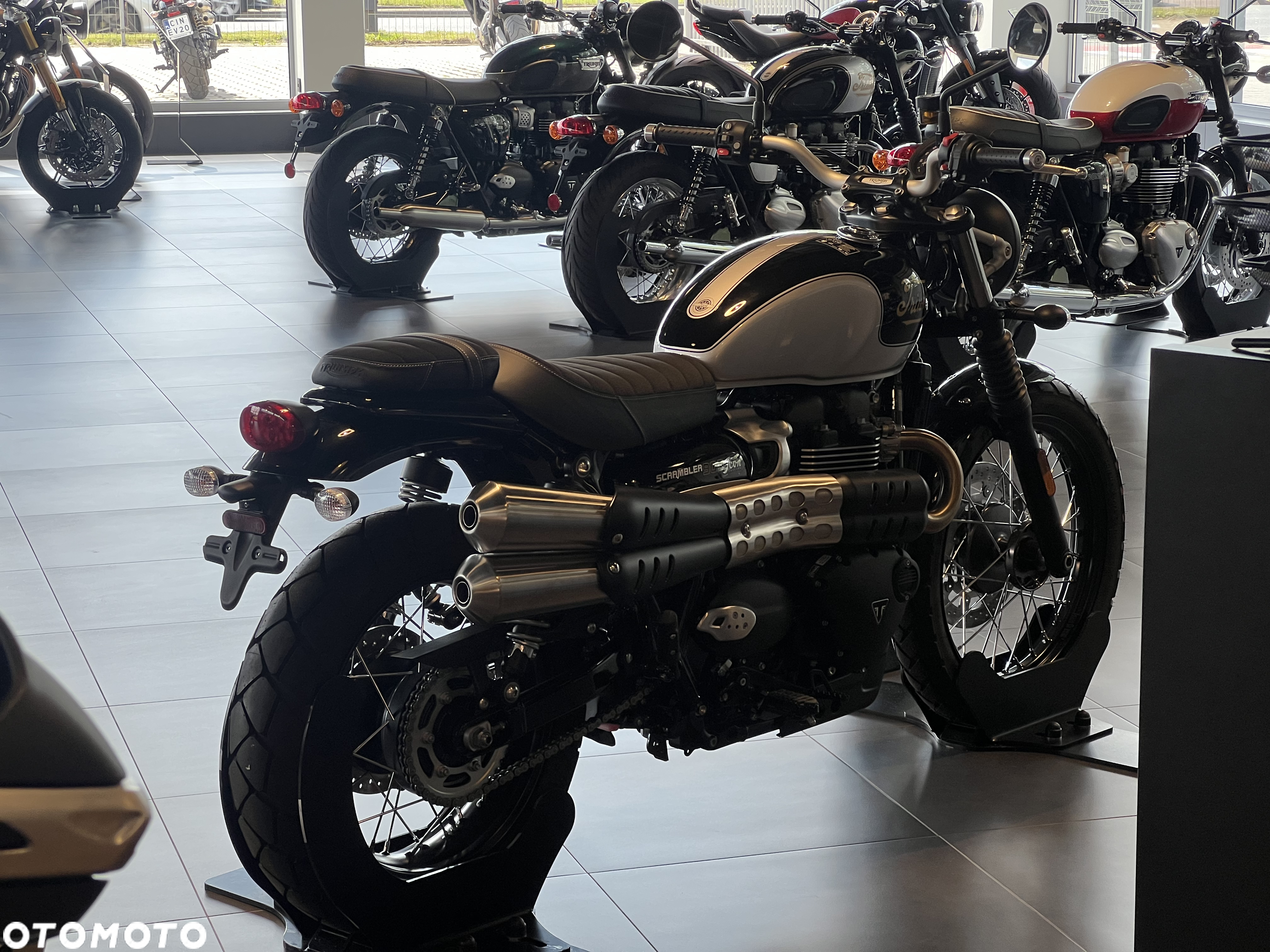 Triumph Scrambler - 3
