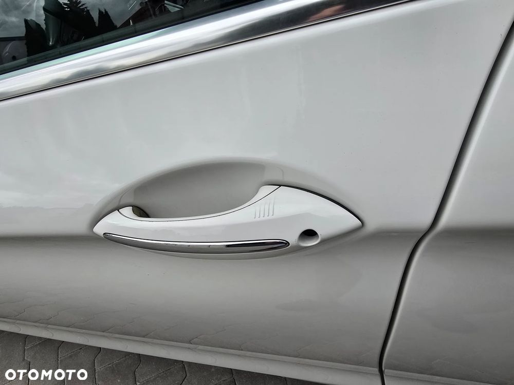 BMW Seria 5 535i xDrive Sport-Aut Luxury Line - 19