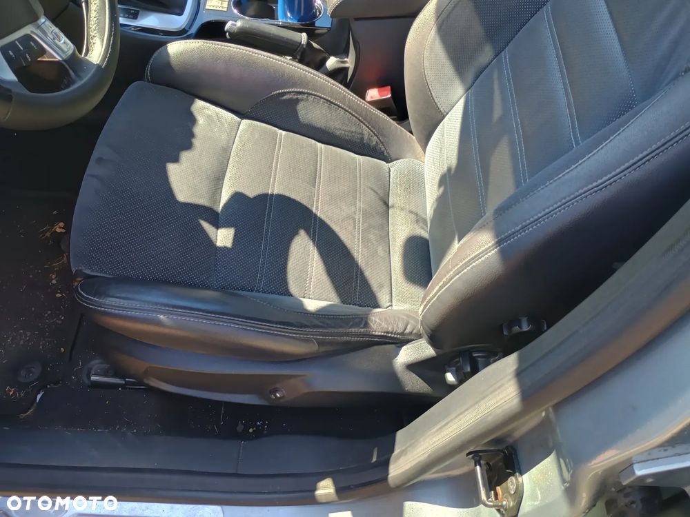 Ford Mondeo 2.0 TDCi Titanium - 14