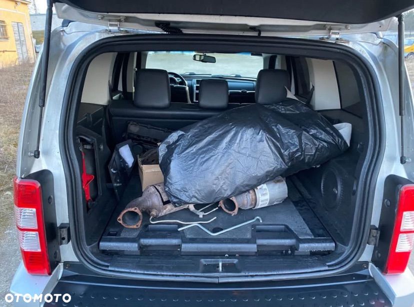 Dodge Nitro 2.8 CRD DPF Automatik R/T - 19