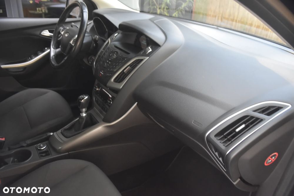 Ford Focus 1.6 TDCi DPF Trend - 5