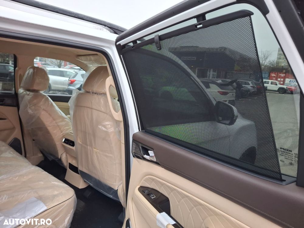 KG Mobility Rexton - 14