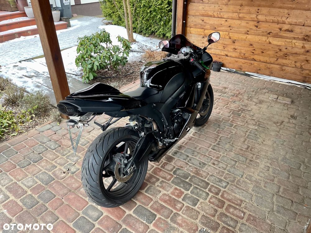 Kawasaki Ninja - 12