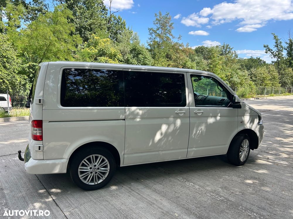 Volkswagen Caravelle - 11