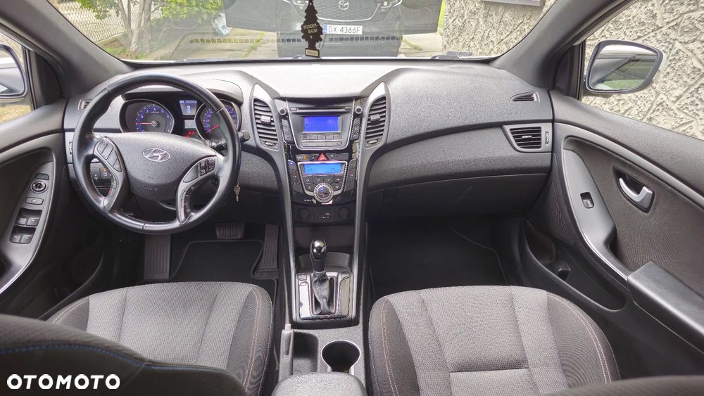 Hyundai i30 1.6 GDI BlueDrive Go DCT - 16