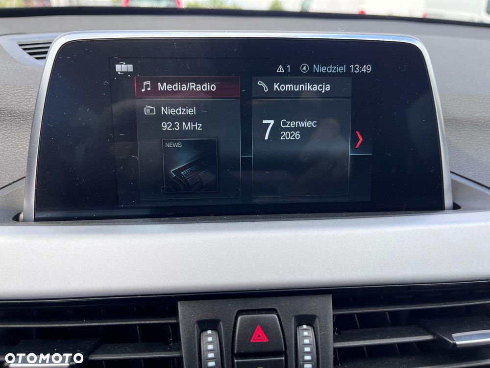 BMW X1 sDrive18d - 12