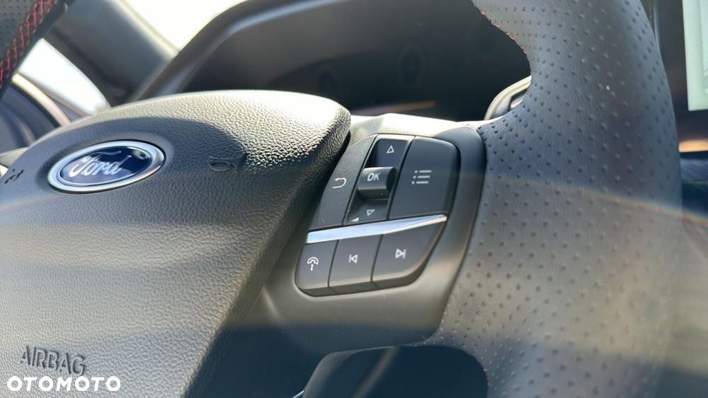 Ford Kuga 2.5 FHEV FWD ST-Line X - 21