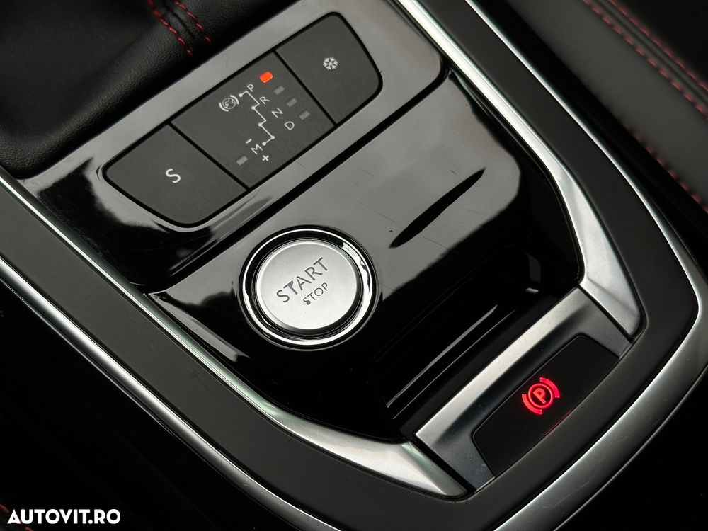 Peugeot 308 PureTech 130 EAT6 Stop & Start GT-Line Edition - 28