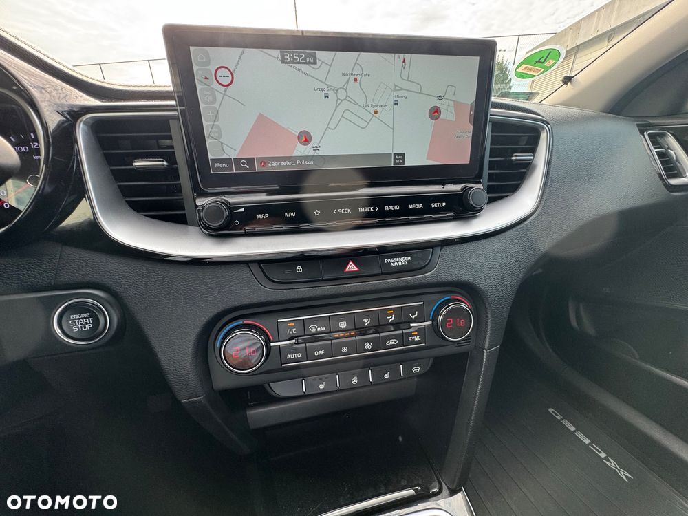 Kia XCeed - 16