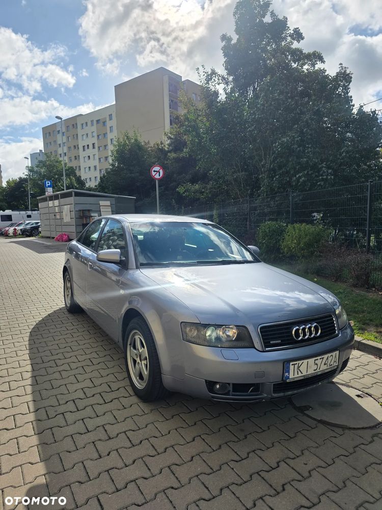 Audi A4 Limousine