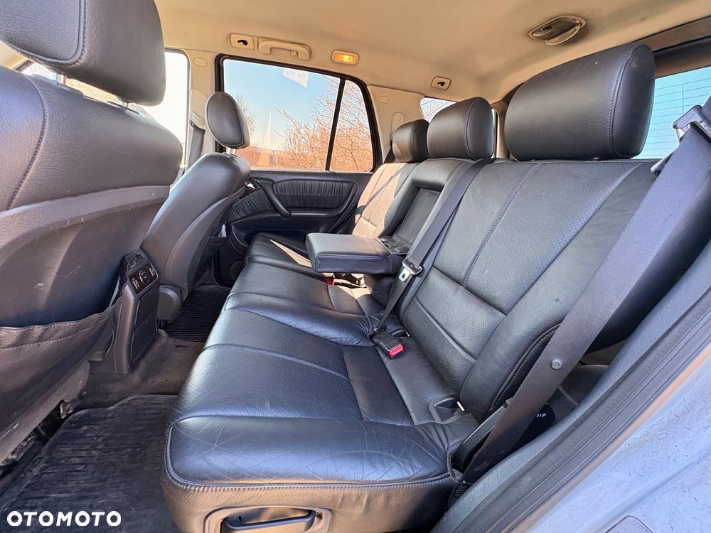 Mercedes-Benz ML 400 CDI - 7