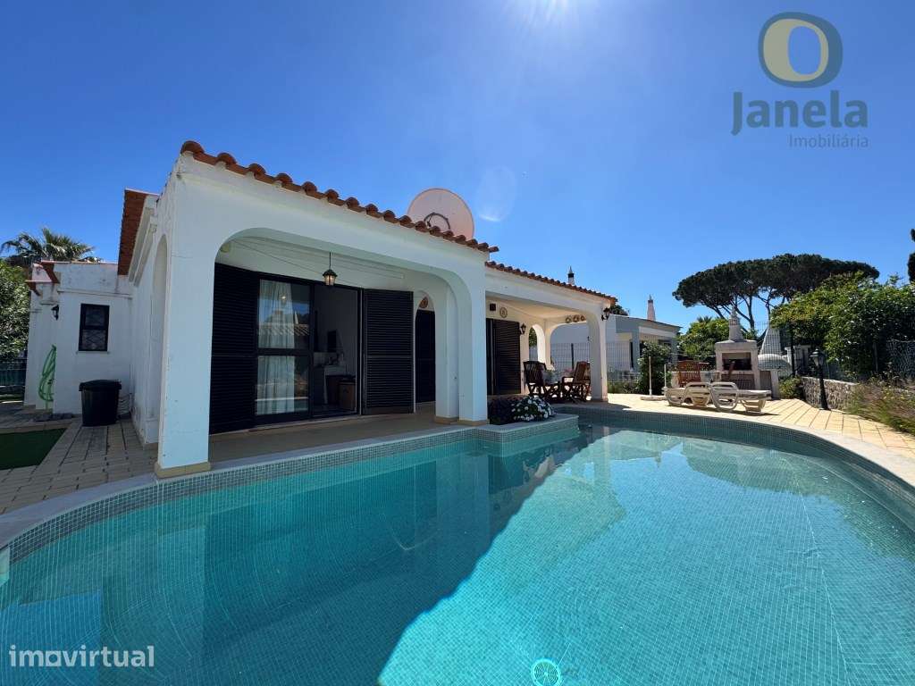 Moradia T2 com garagem e piscina em Vilamoura - Grande imagem: 2/20