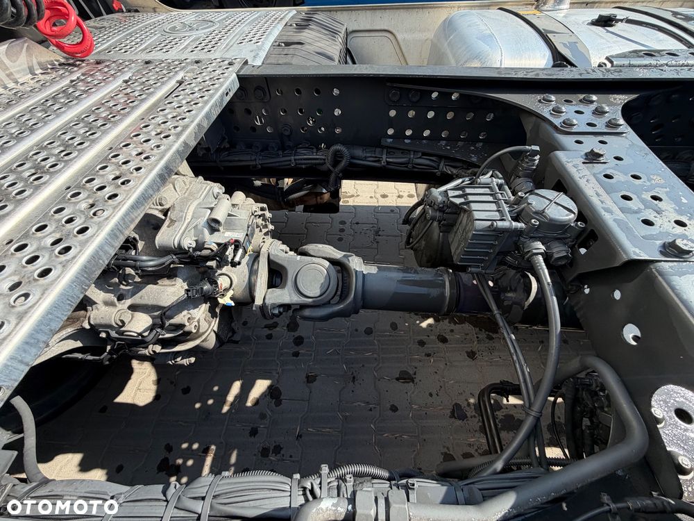 Mercedes-Benz ACTROS  L 1845 GigaSpace - 20