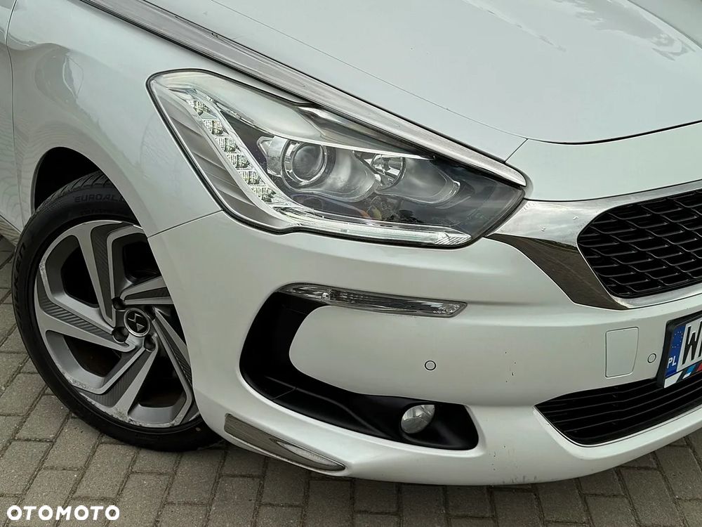 DS Automobiles DS 5 - 30